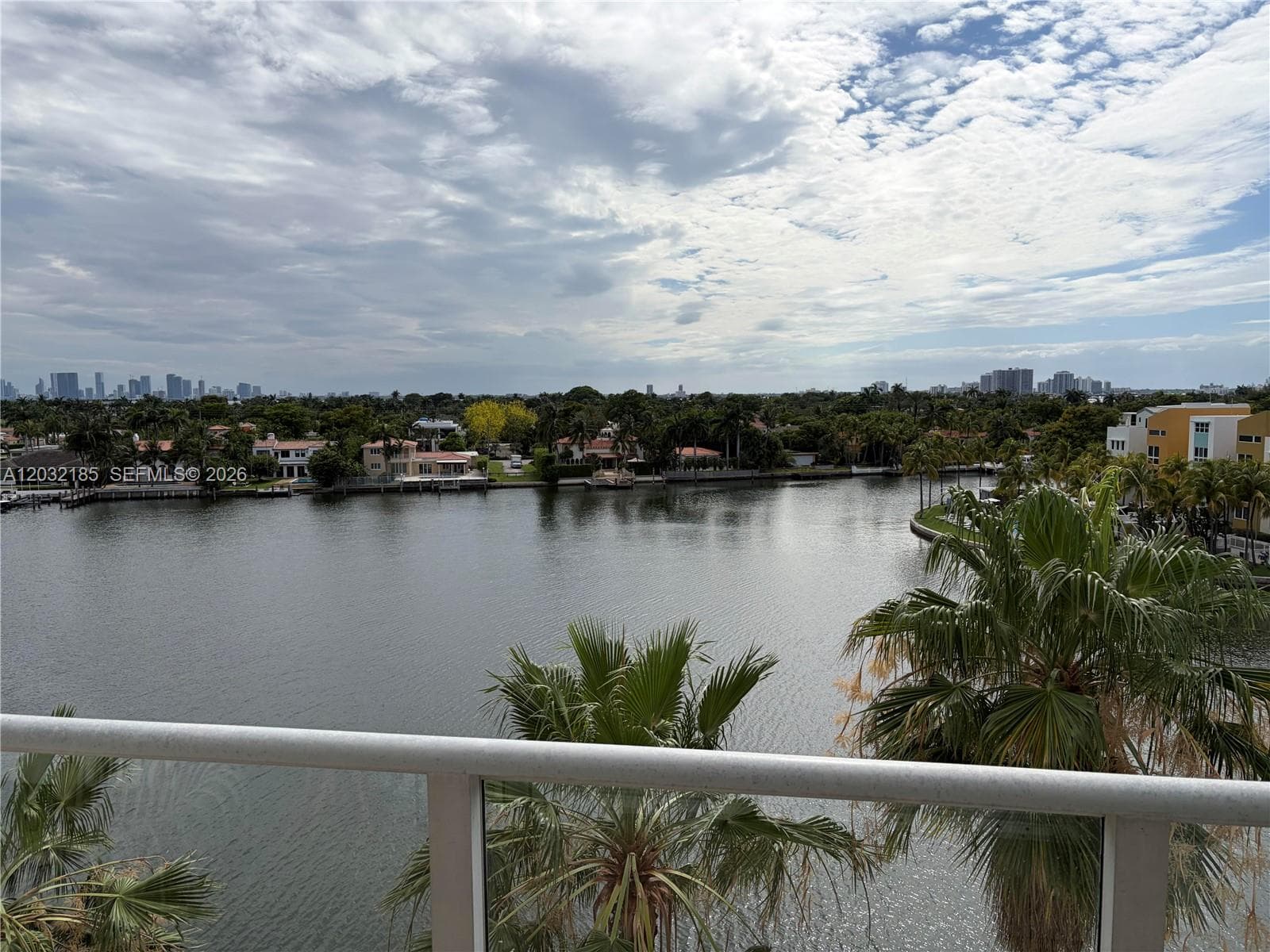 A12032185 — Miami Beach — 18