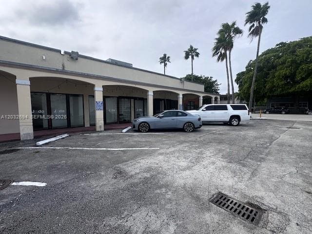 A12032694 — Miami Beach — 16