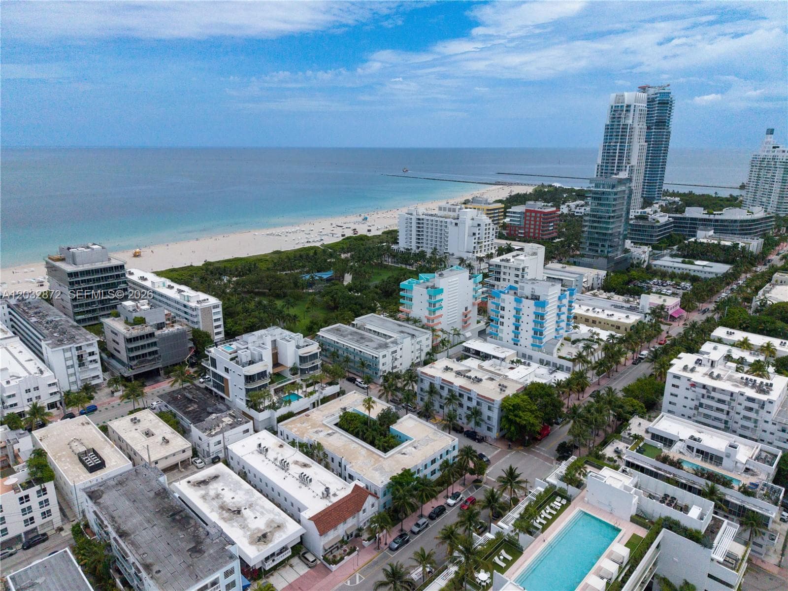 A12032872 — Miami Beach — 27