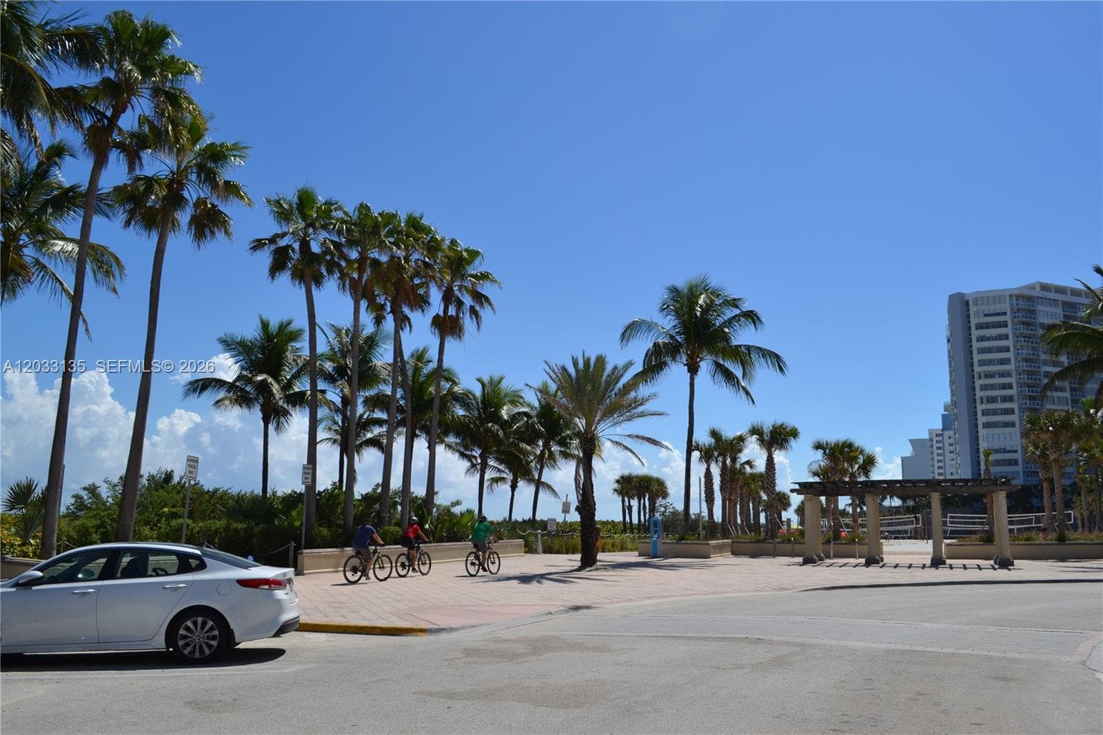 A12033135 — Miami Beach — 8