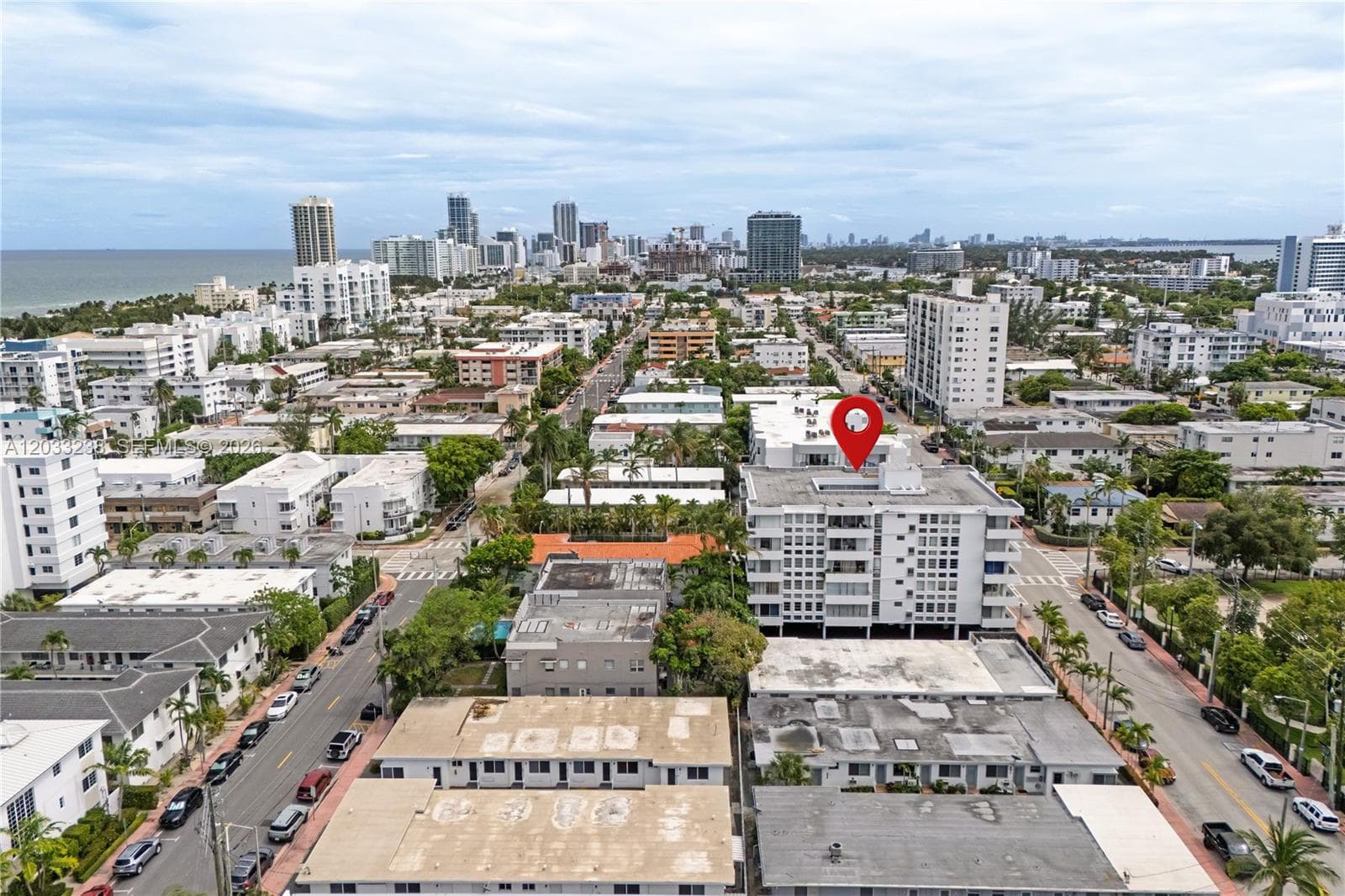 A12033238 — Miami Beach — 24
