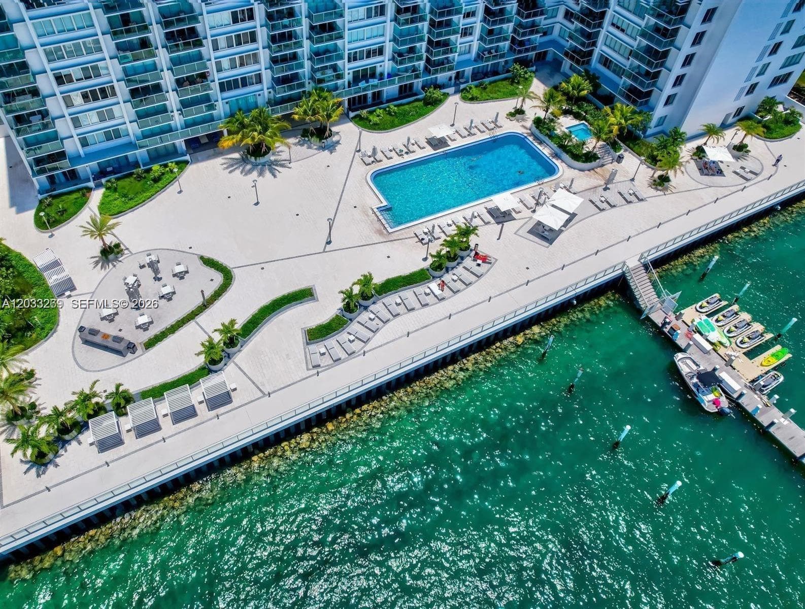 A12033269 — Miami Beach — 25