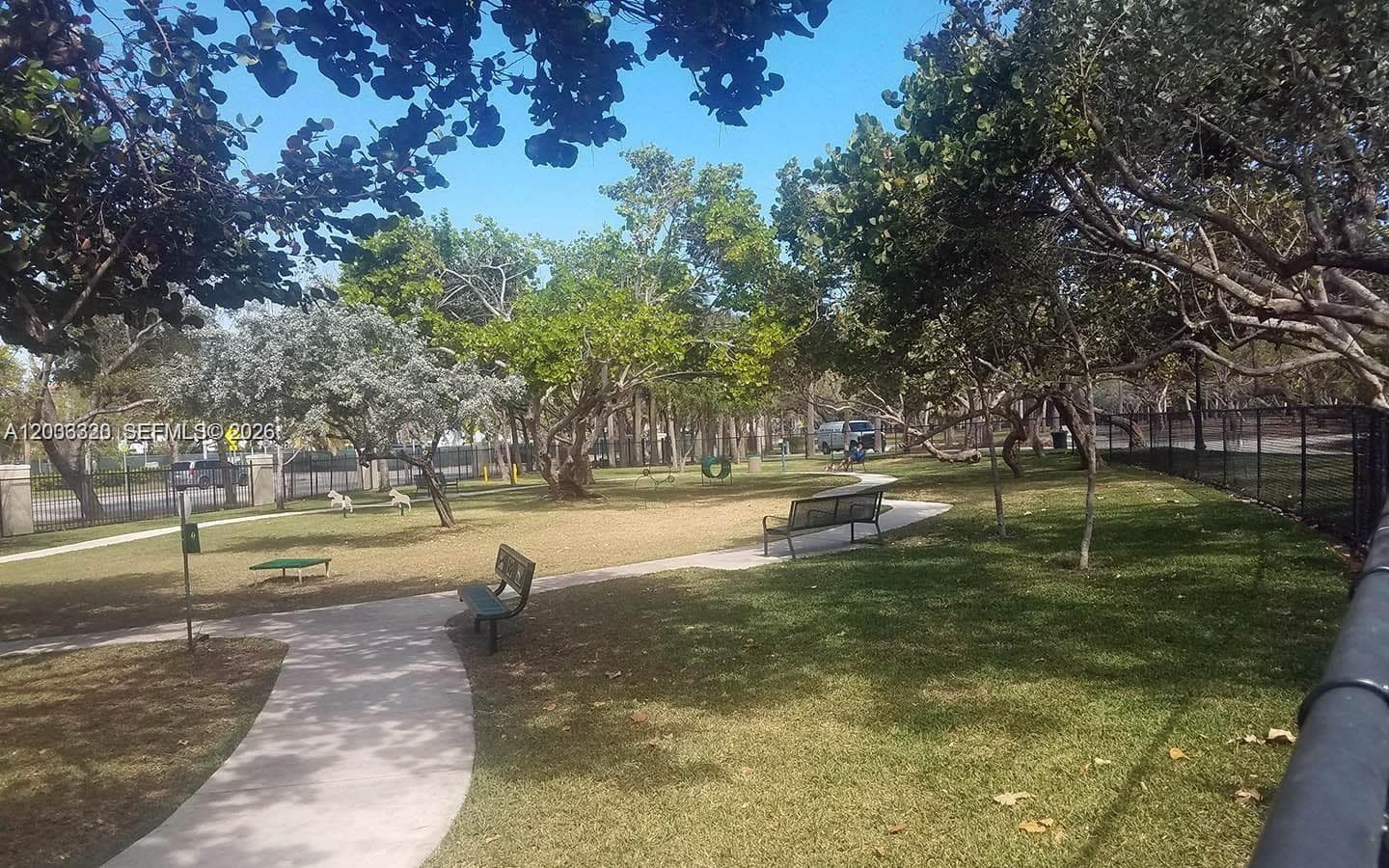 A12033320 — Miami Beach — 11