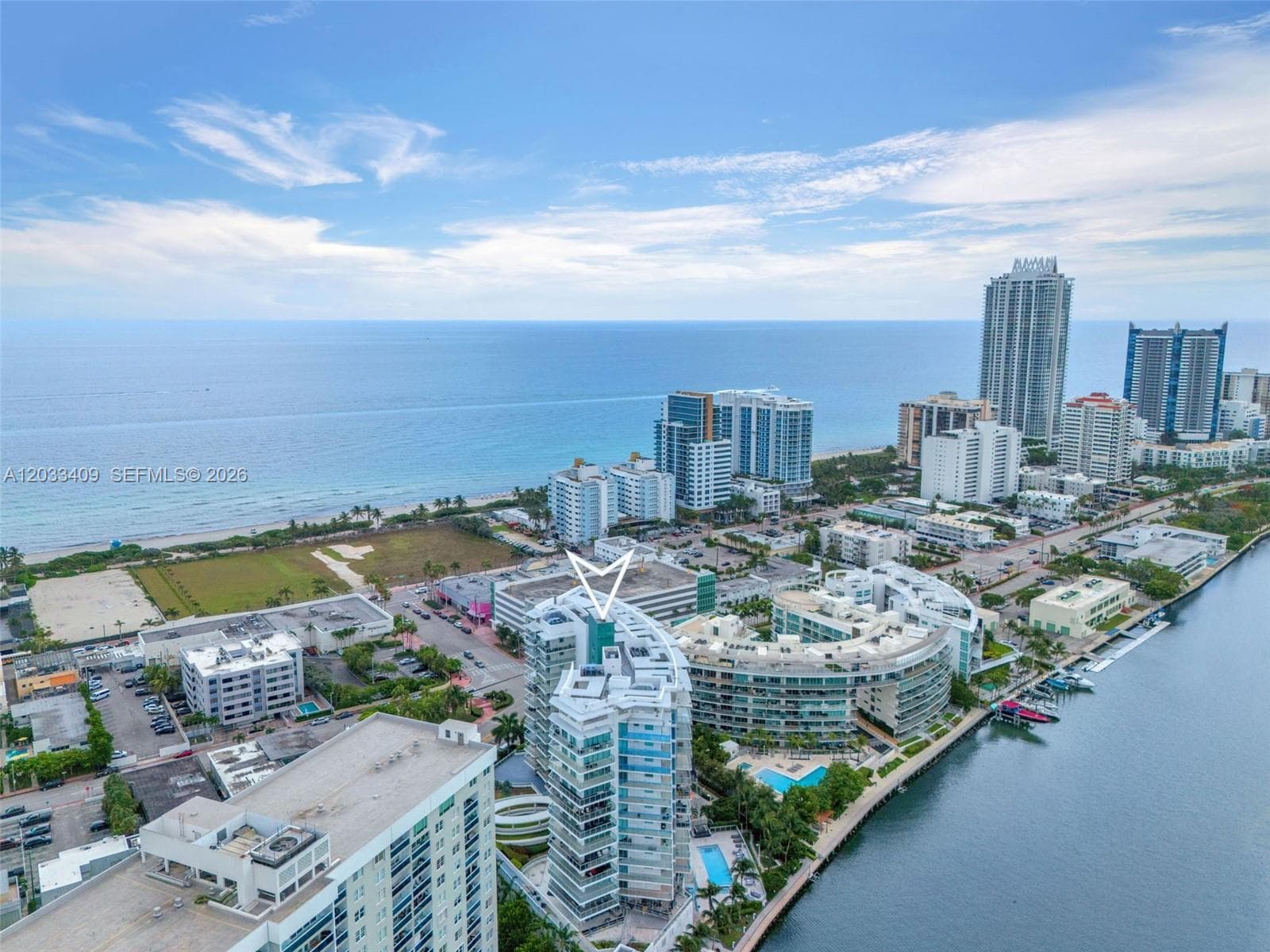 A12033409 — Miami Beach — 45