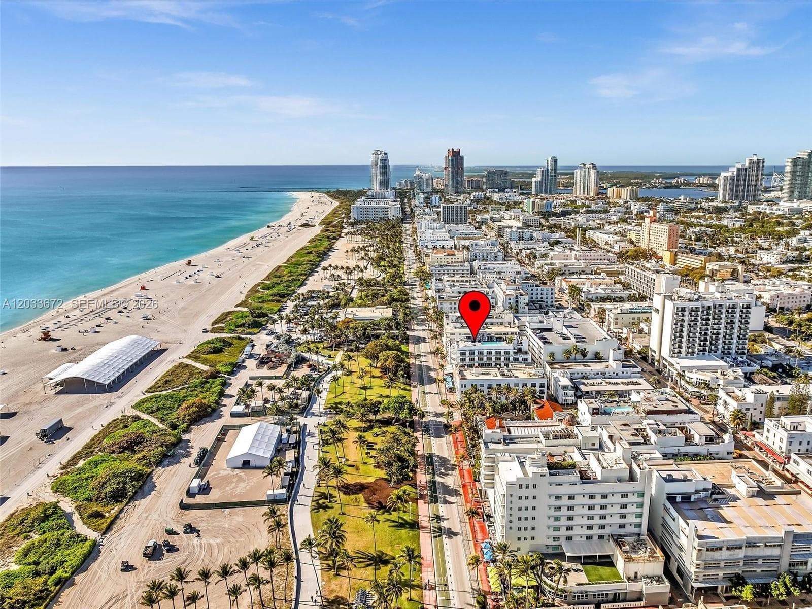 A12033672 — Miami Beach — 35