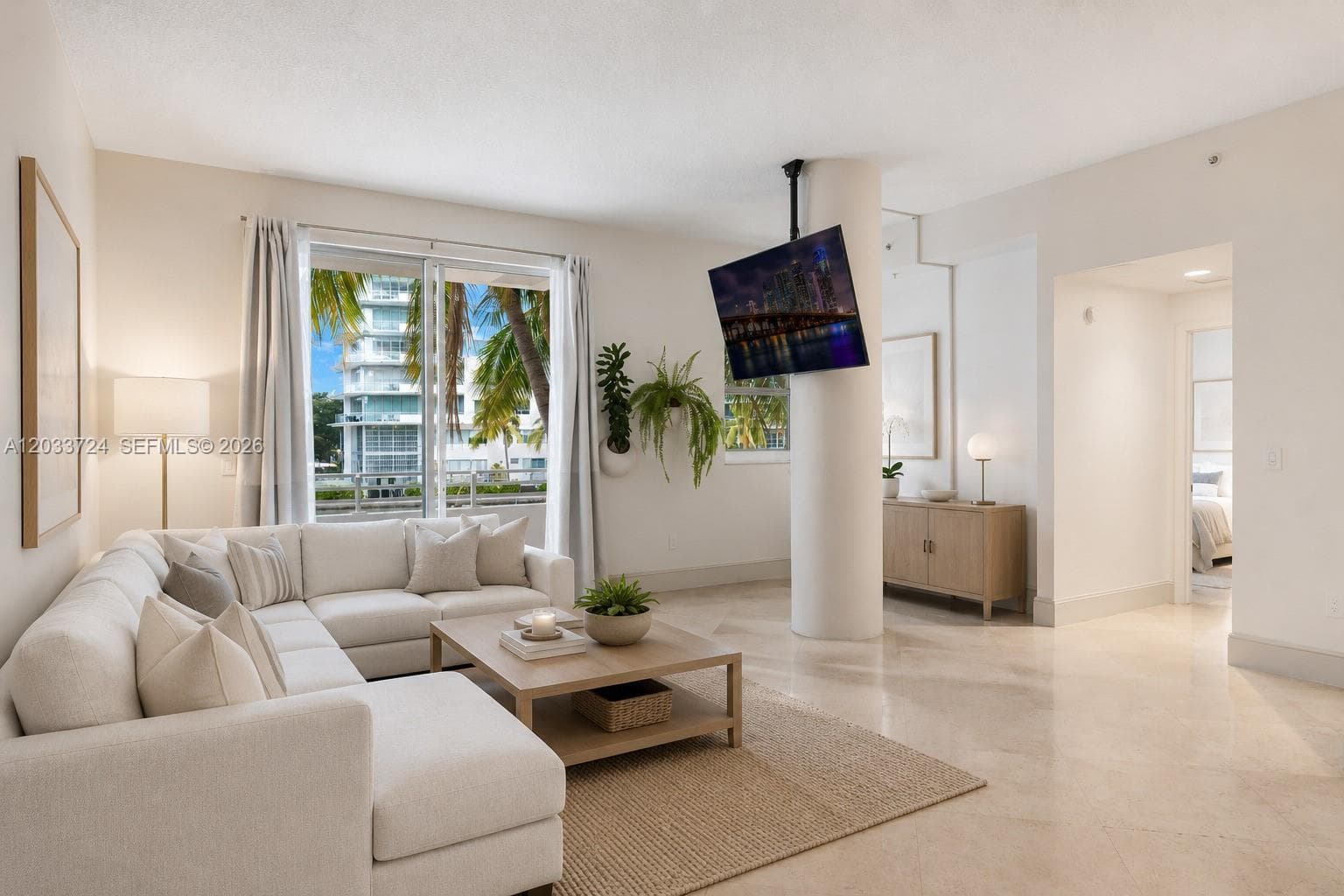 A12033724 — Miami Beach — 5