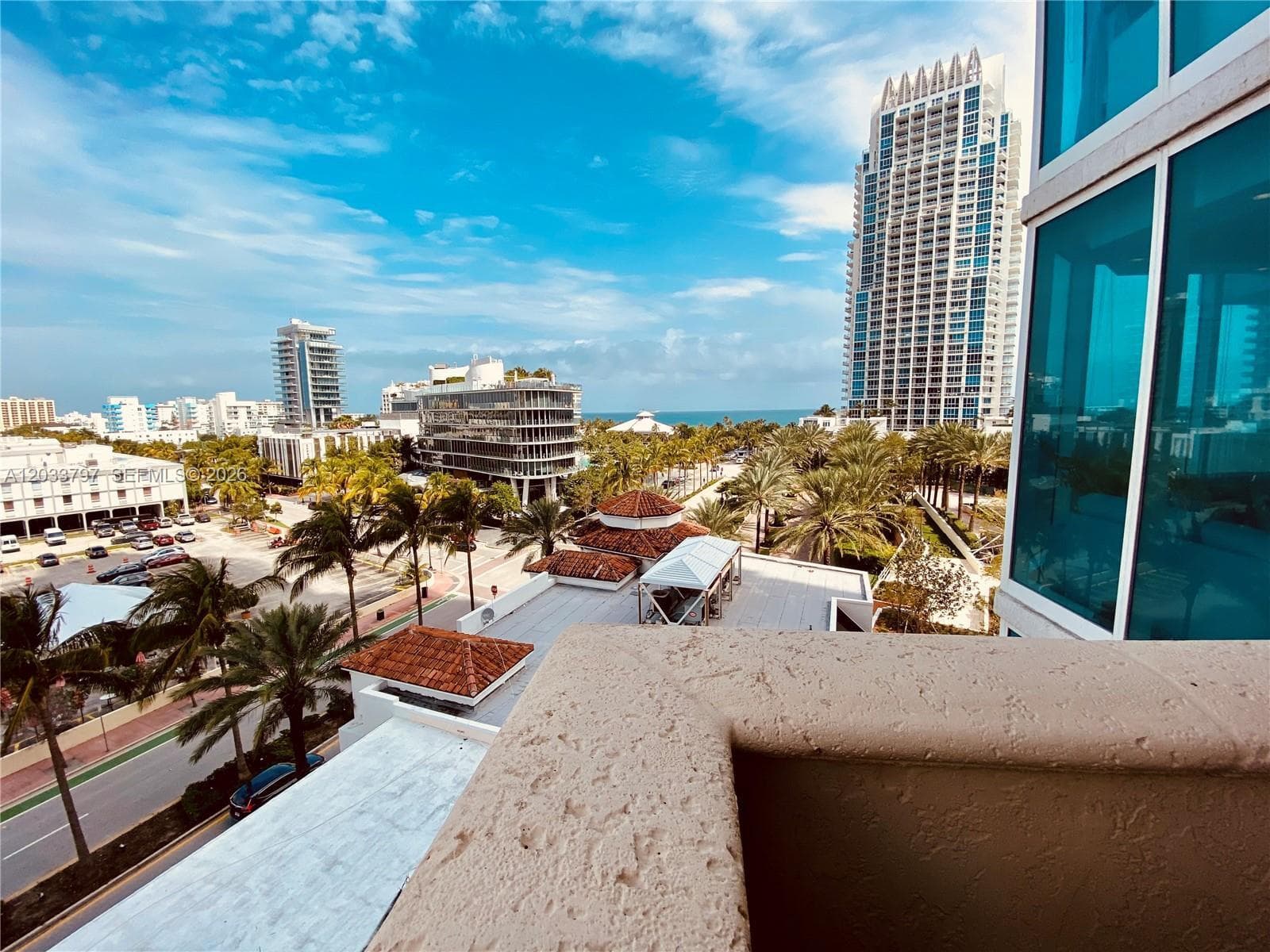 A12033797 — Miami Beach — 11