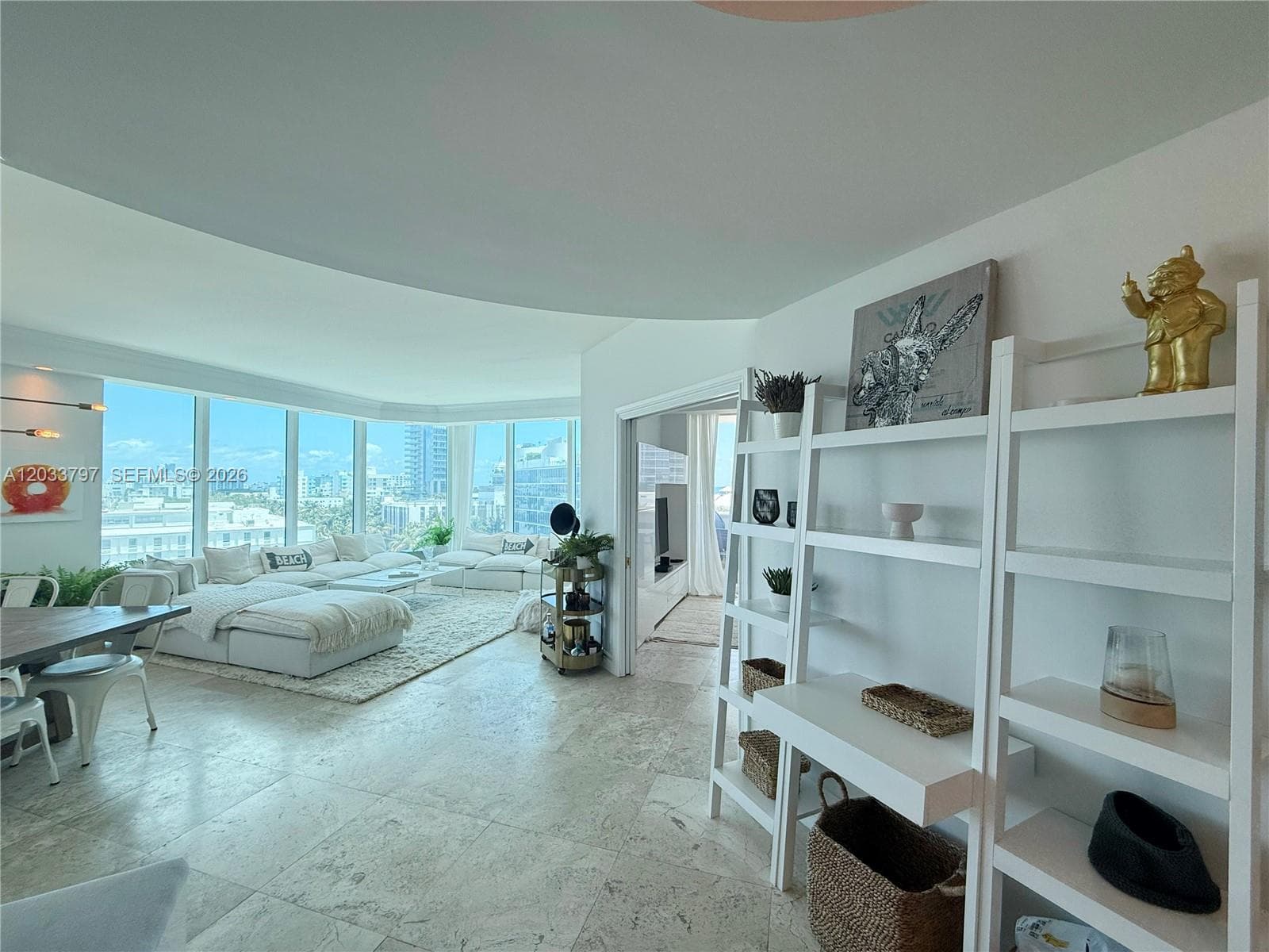 A12033797 — Miami Beach — 4