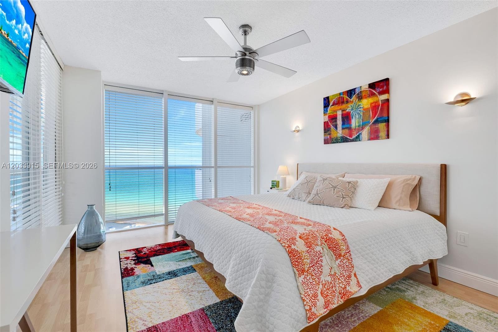 A12033915 — Miami Beach — 31