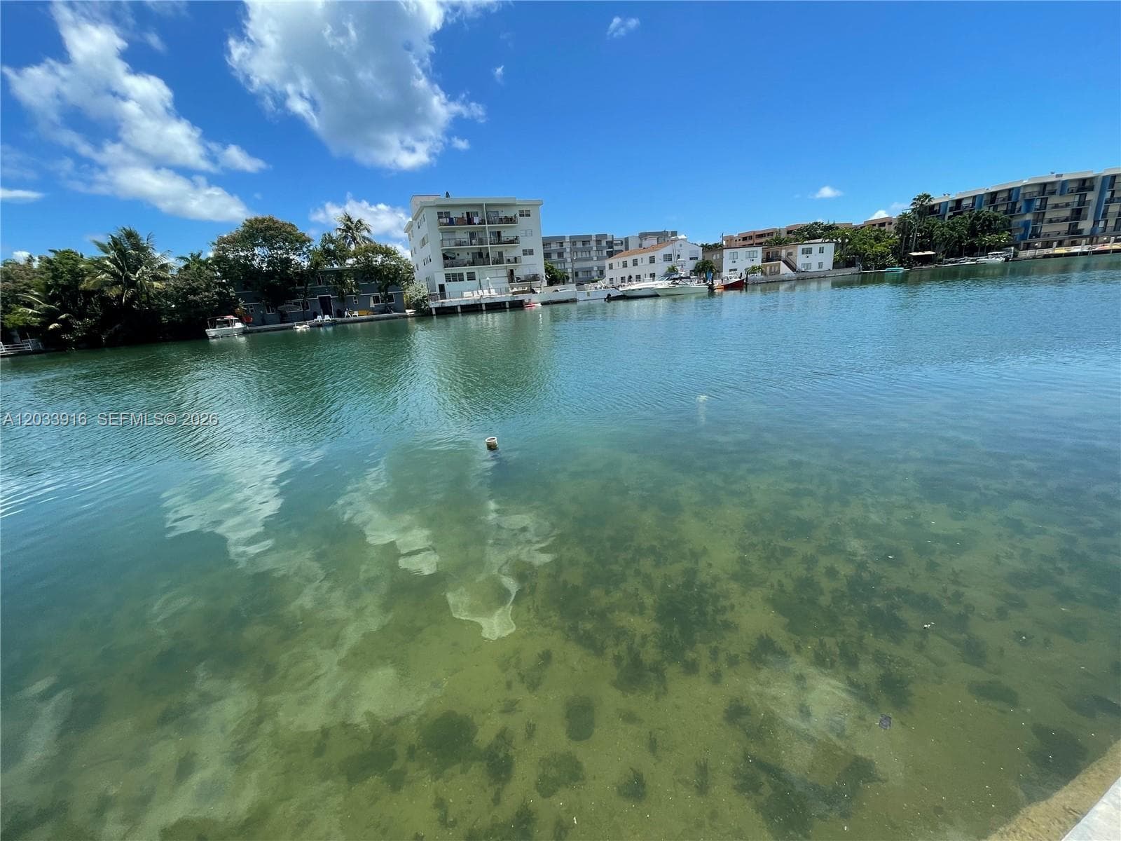 A12033916 — Miami Beach — 17