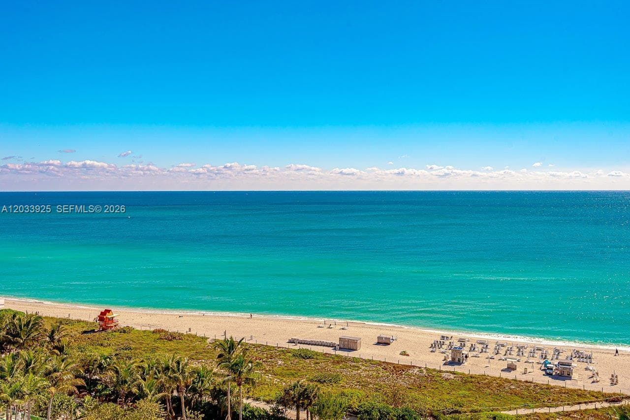 A12033925 — Miami Beach — 21