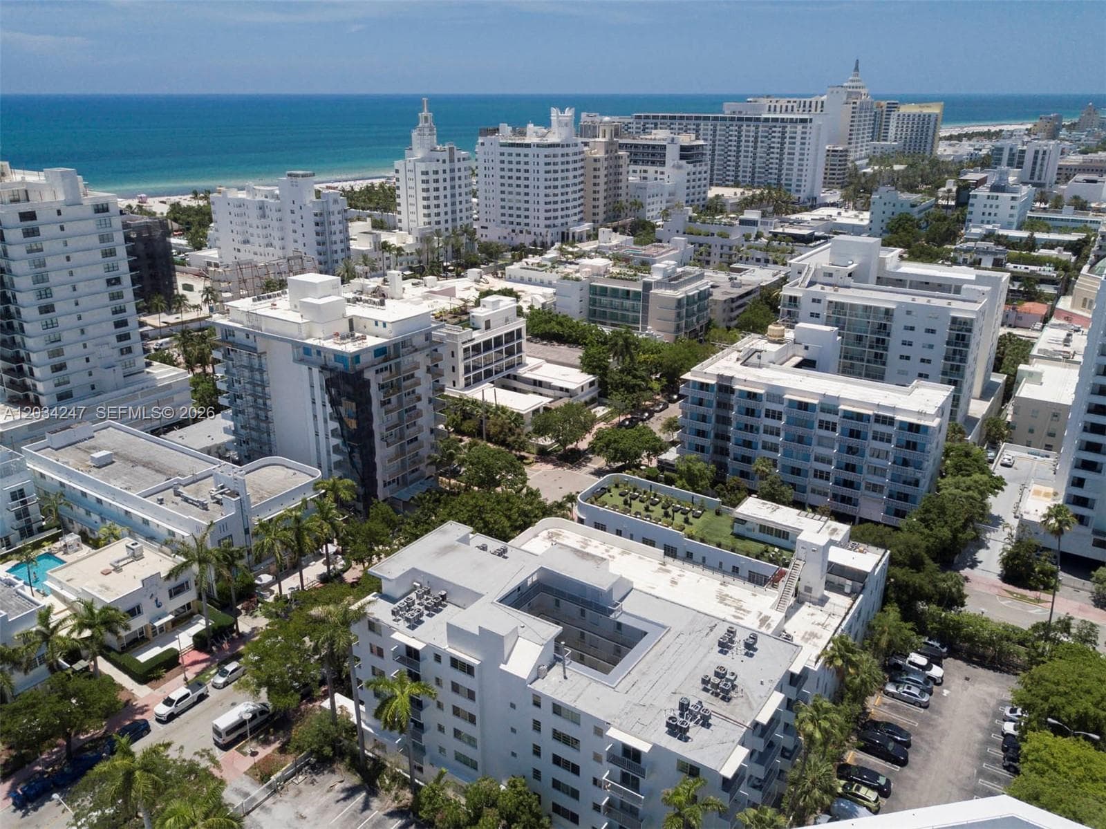 A12034247 — Miami Beach — 21
