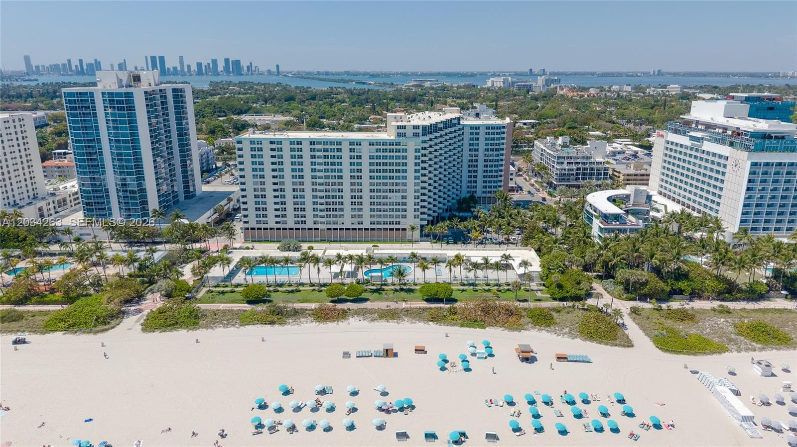 A12034263 — Miami Beach — 28
