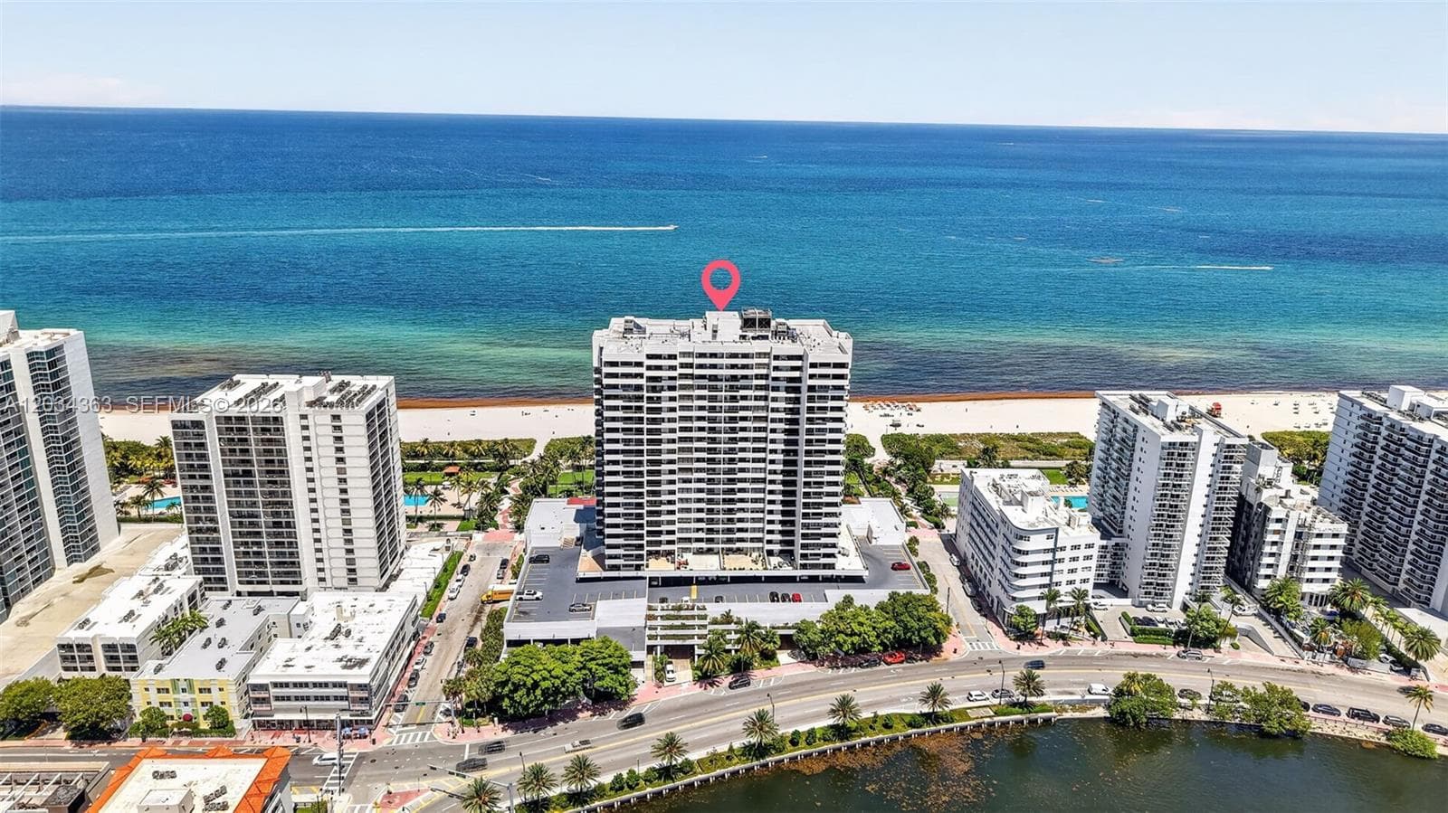 A12034363 — Miami Beach — 29