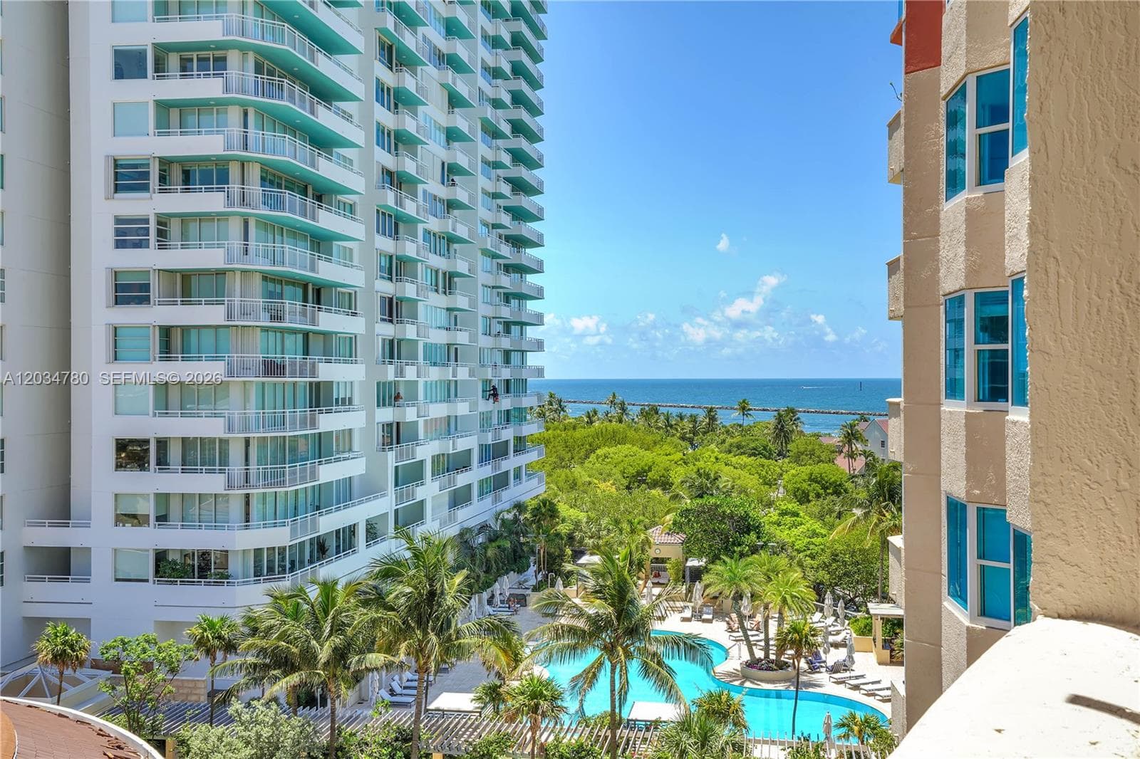 A12034780 — Miami Beach — 23