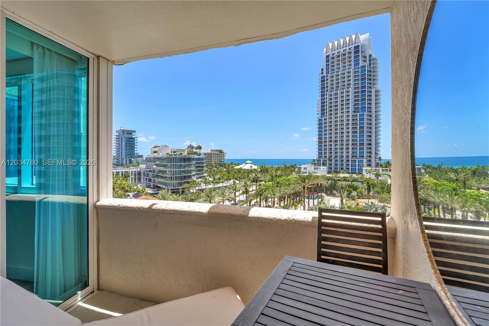 A12034780 — Miami Beach — 21