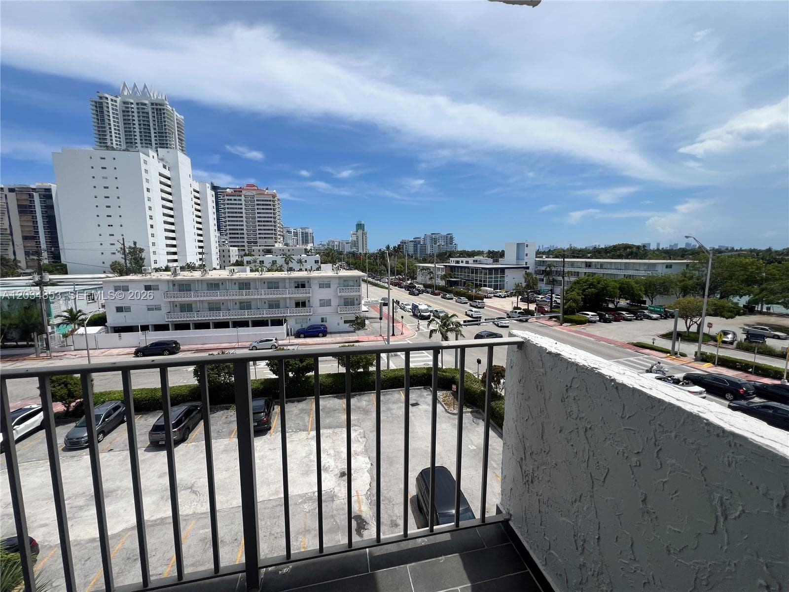A12034853 — Miami Beach — 18
