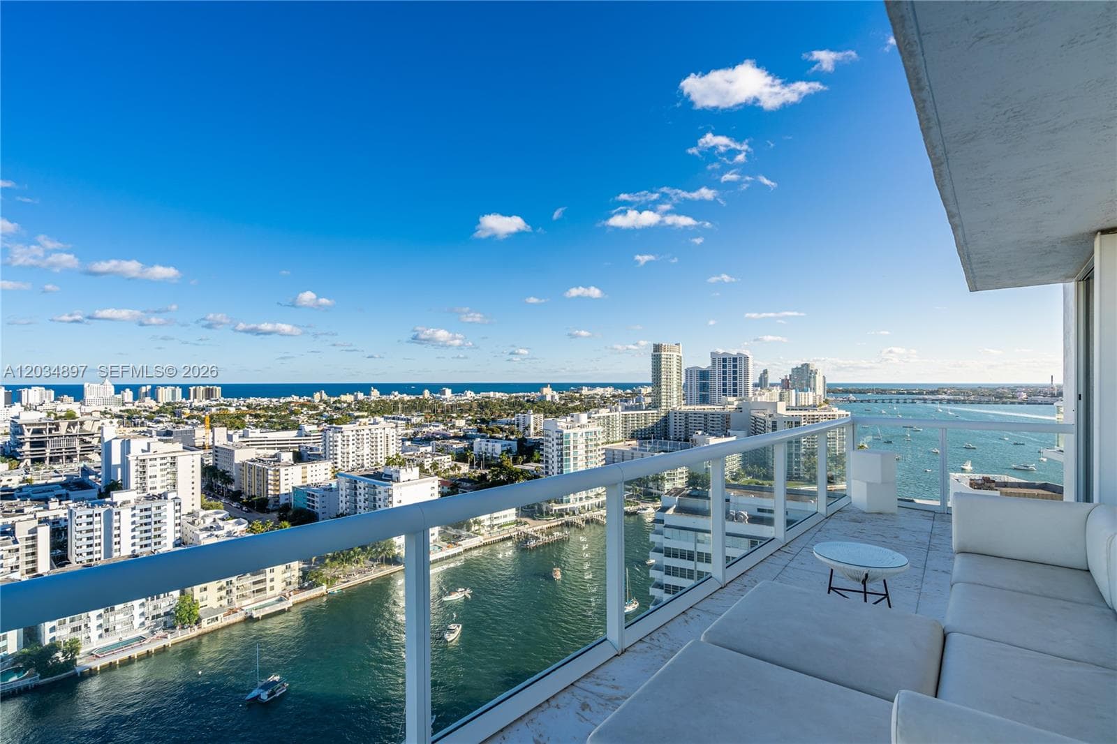 A12034897 — Miami Beach — 27