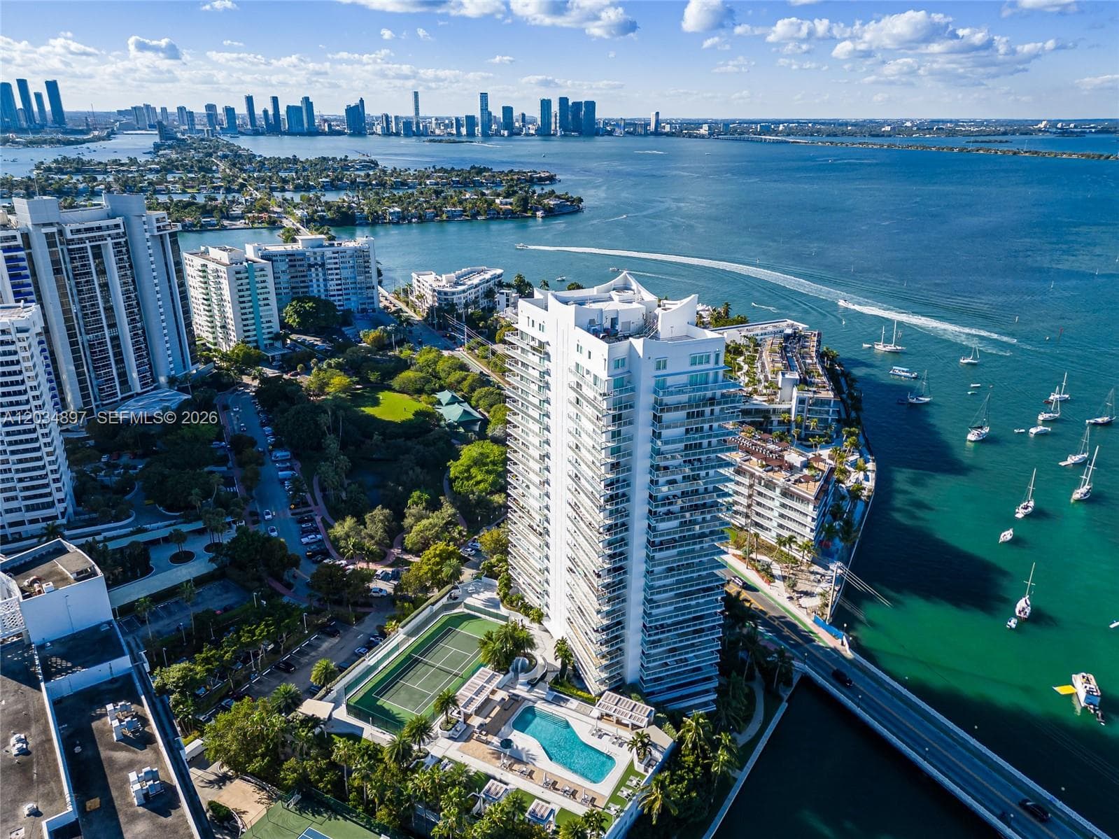 A12034897 — Miami Beach — 26