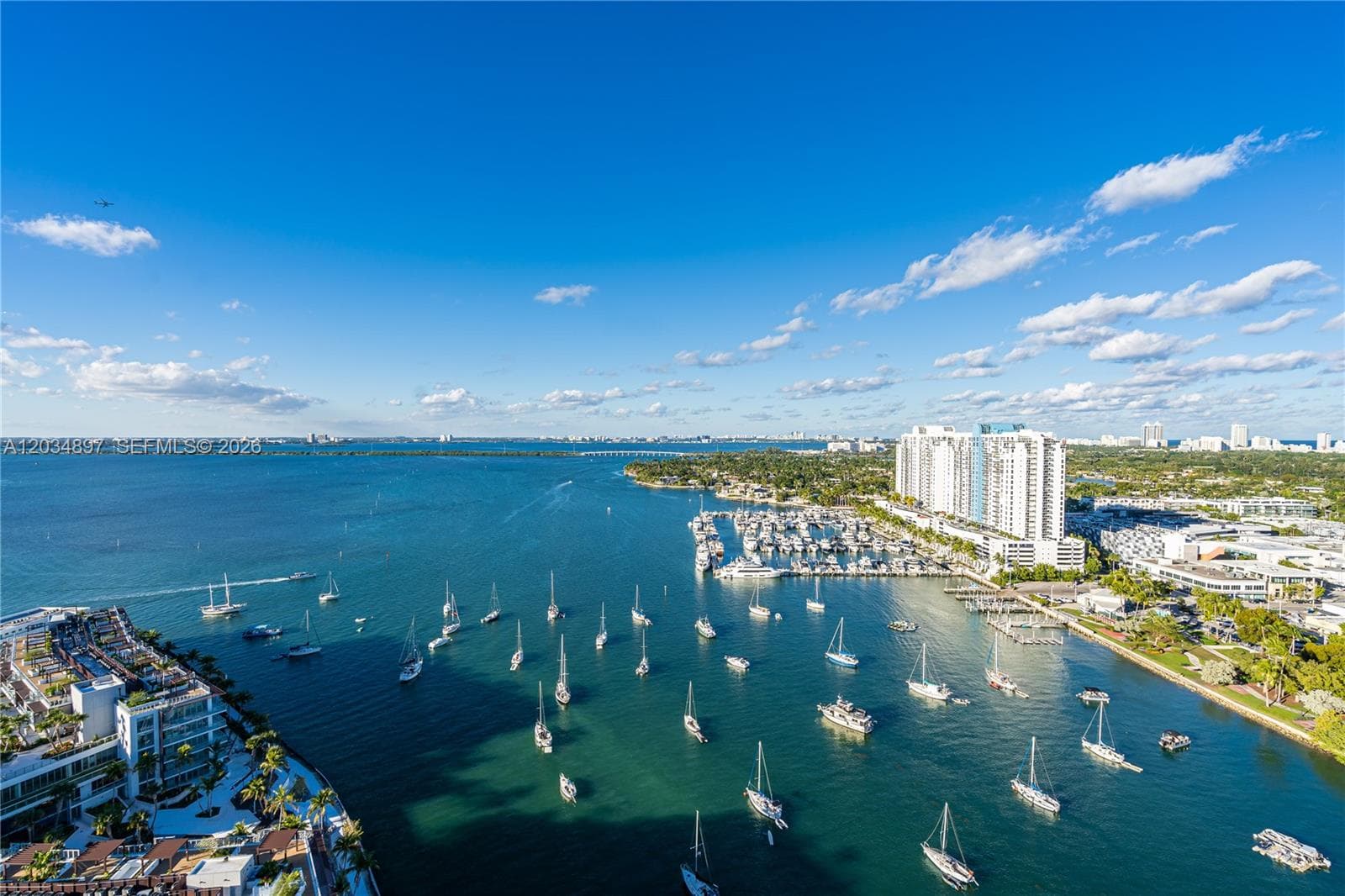 A12034897 — Miami Beach — 25