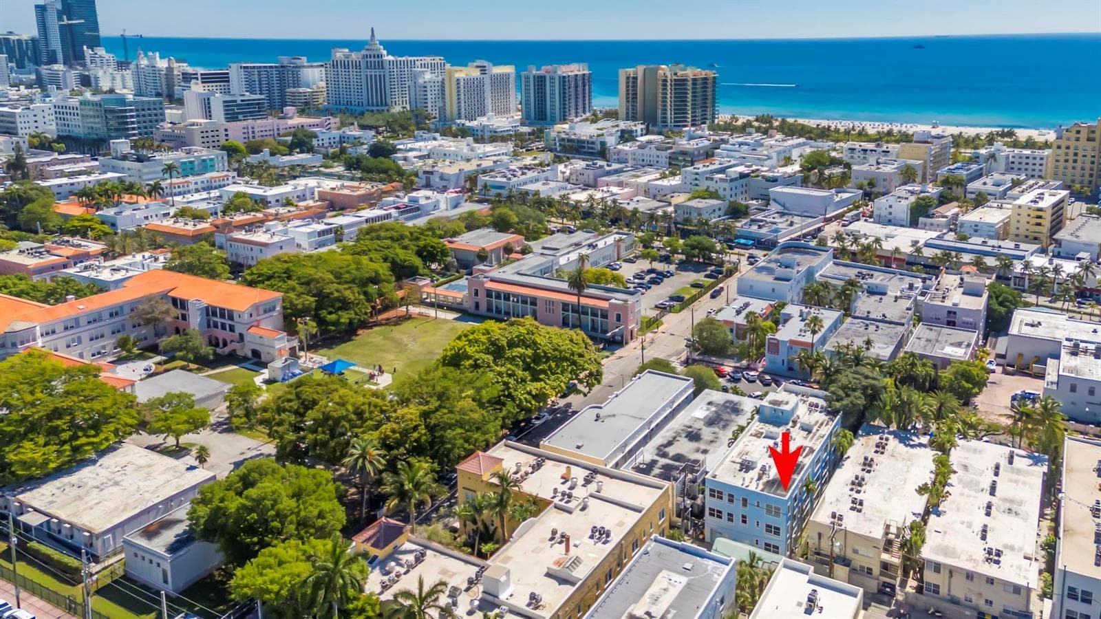 B26039453 — Miami Beach — 23