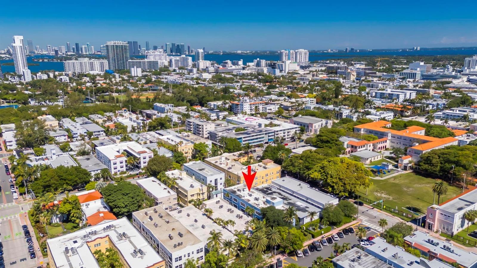 B26039453 — Miami Beach — 22
