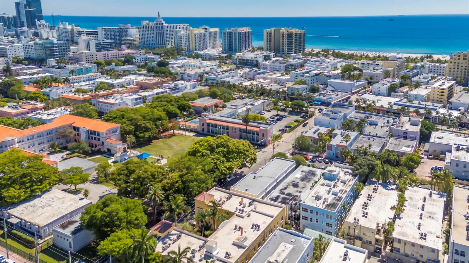 B26039453 — Miami Beach — 28