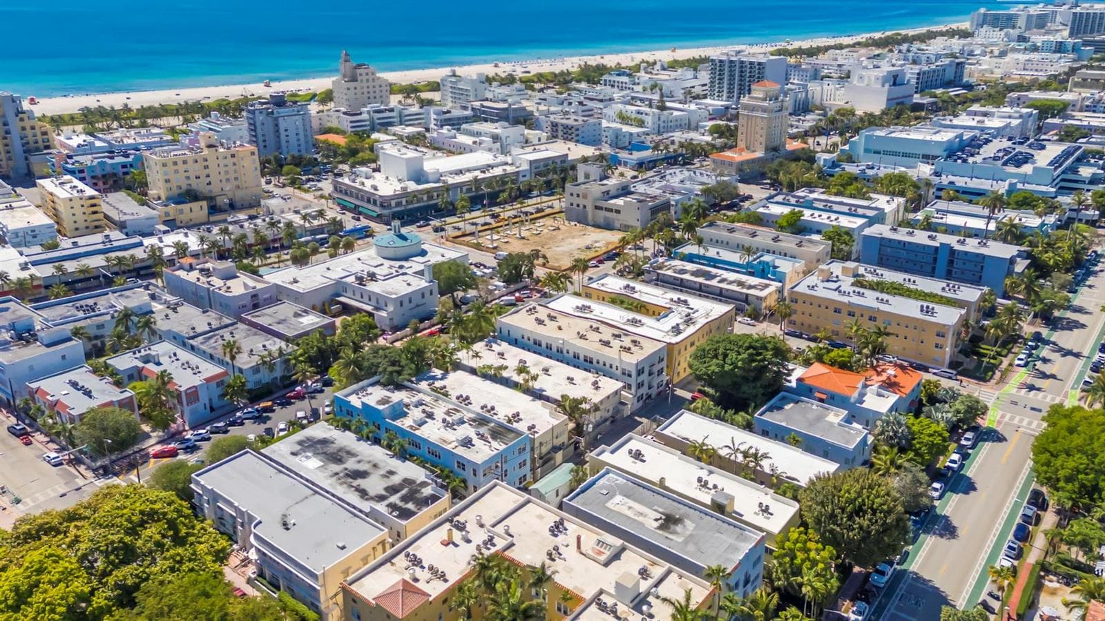 B26039453 — Miami Beach — 29