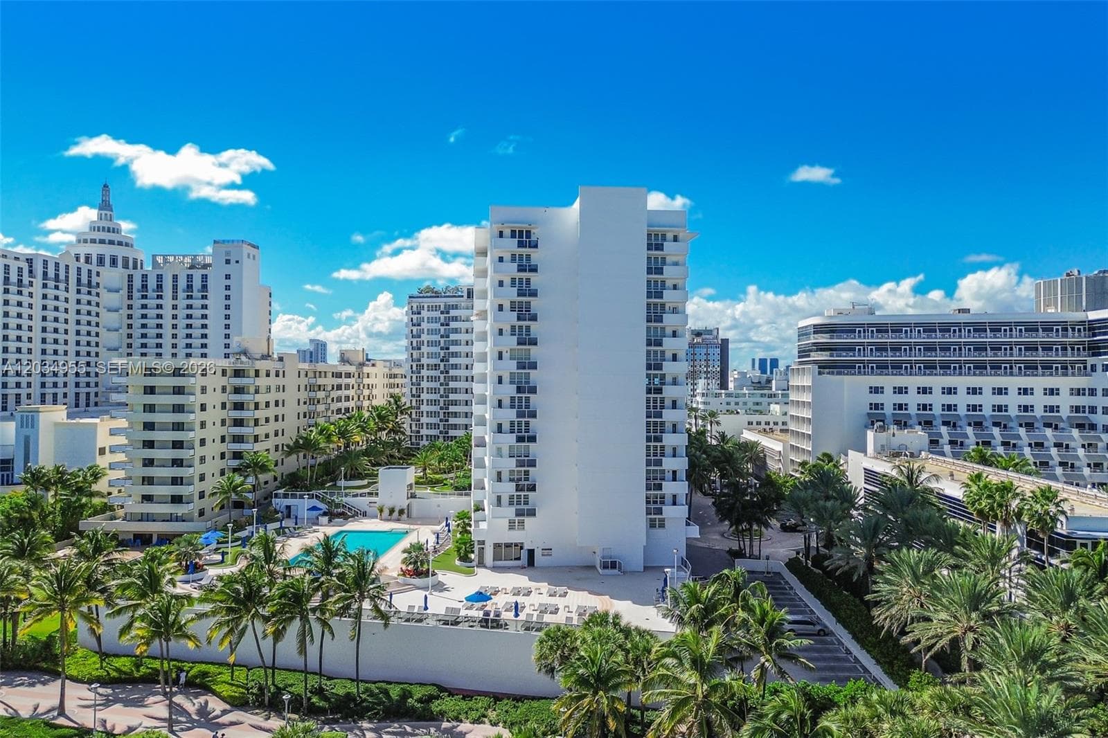 A12034955 — Miami Beach — 37