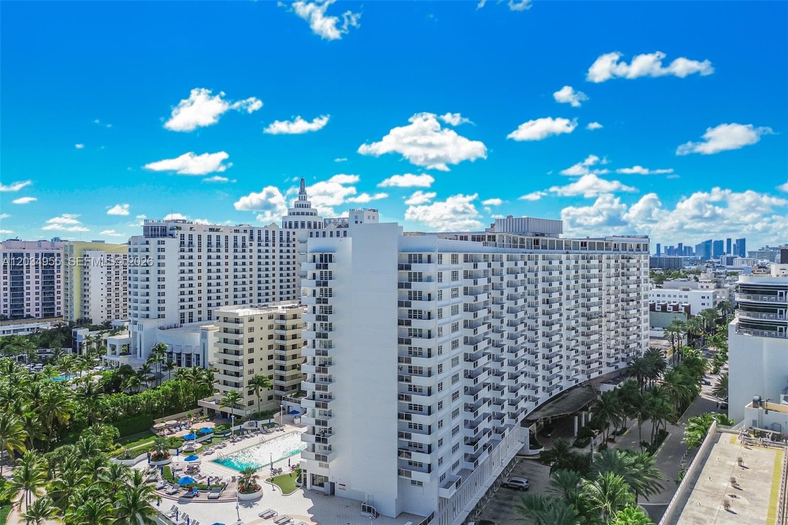 A12034955 — Miami Beach — 35