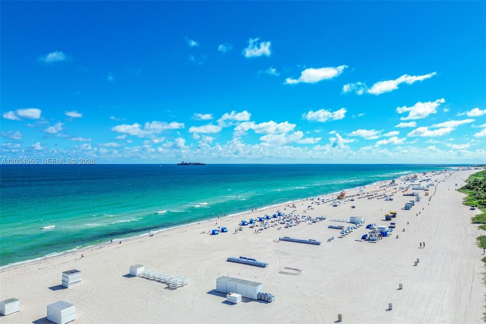 A12034955 — Miami Beach — 4
