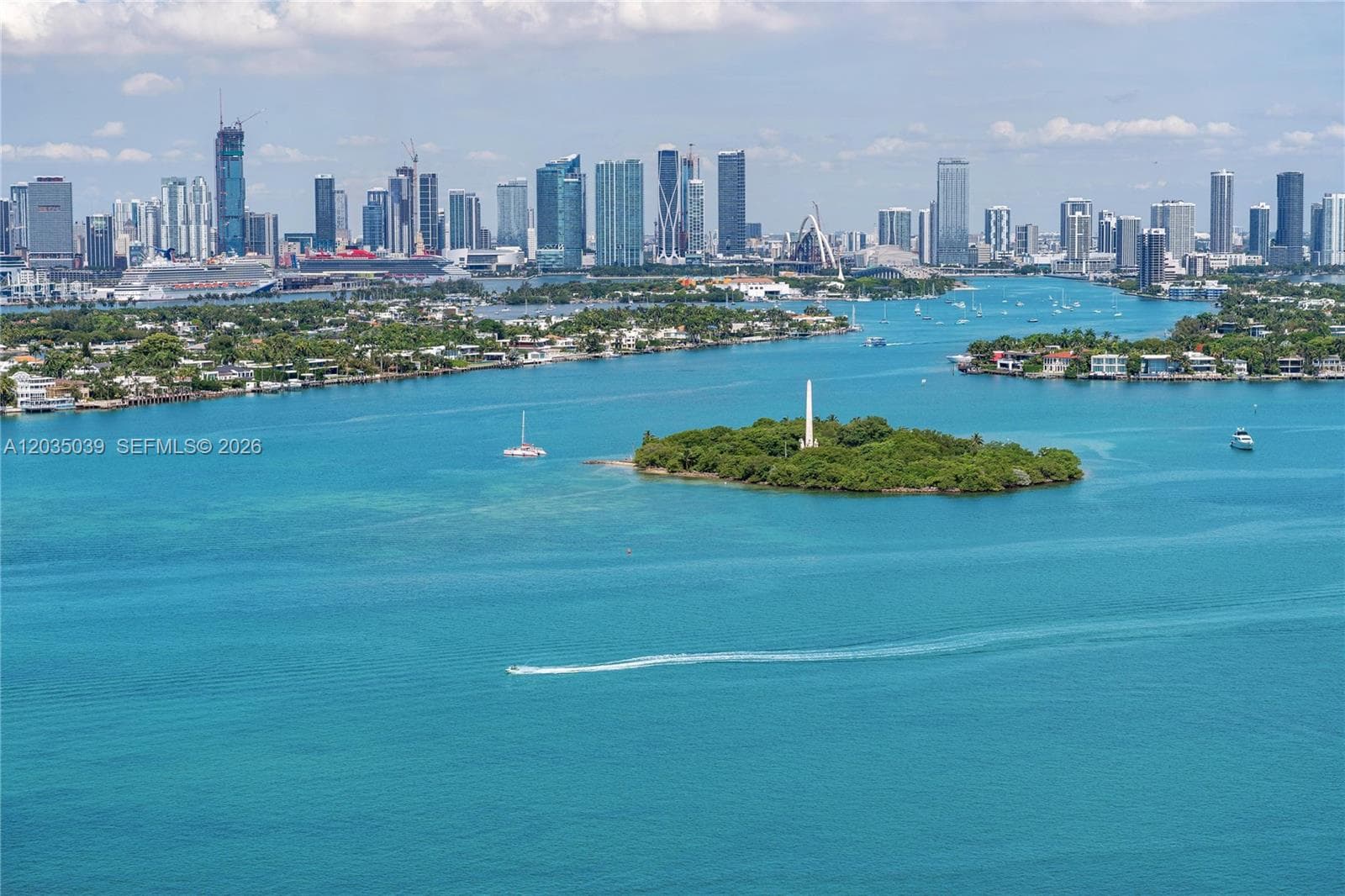 A12035039 — Miami Beach — 46