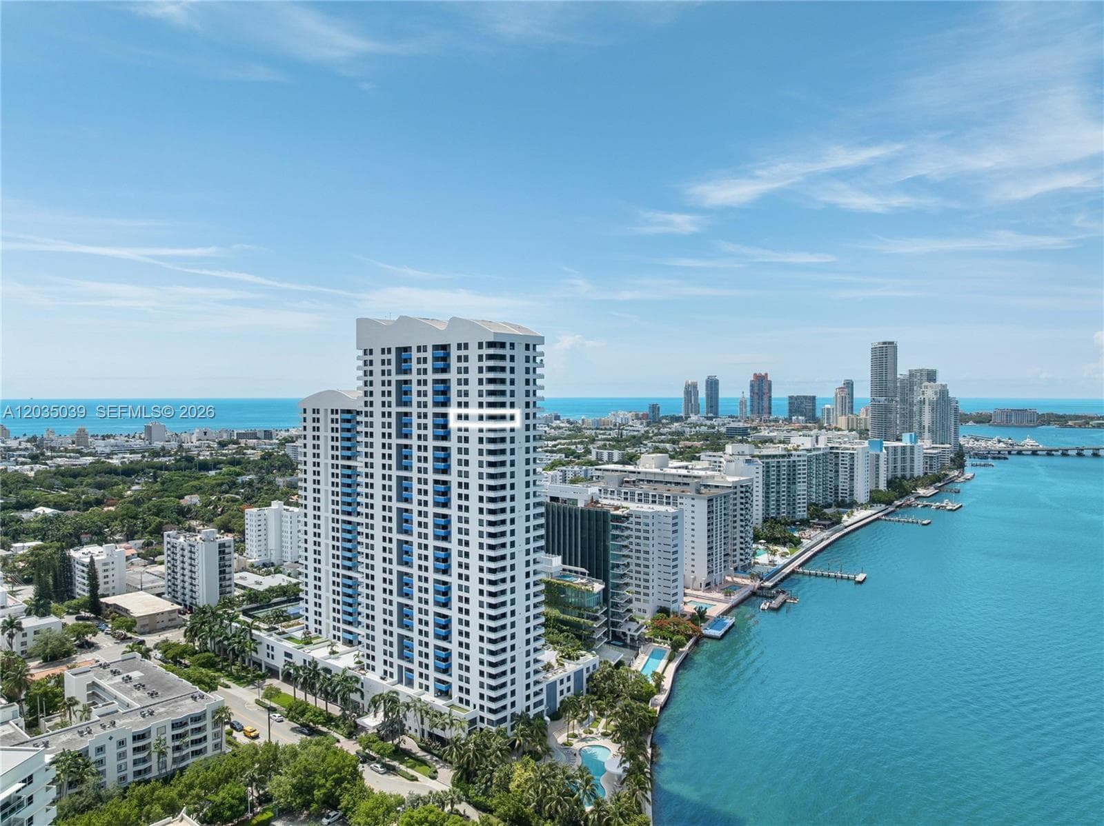 A12035039 — Miami Beach — 34