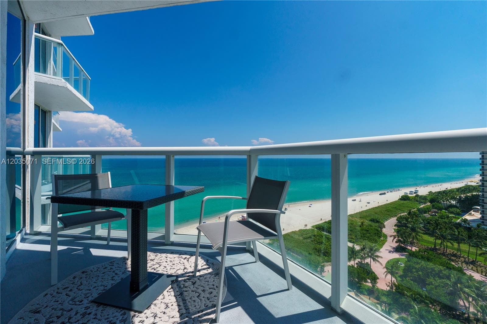 A12035071 — Miami Beach — 27