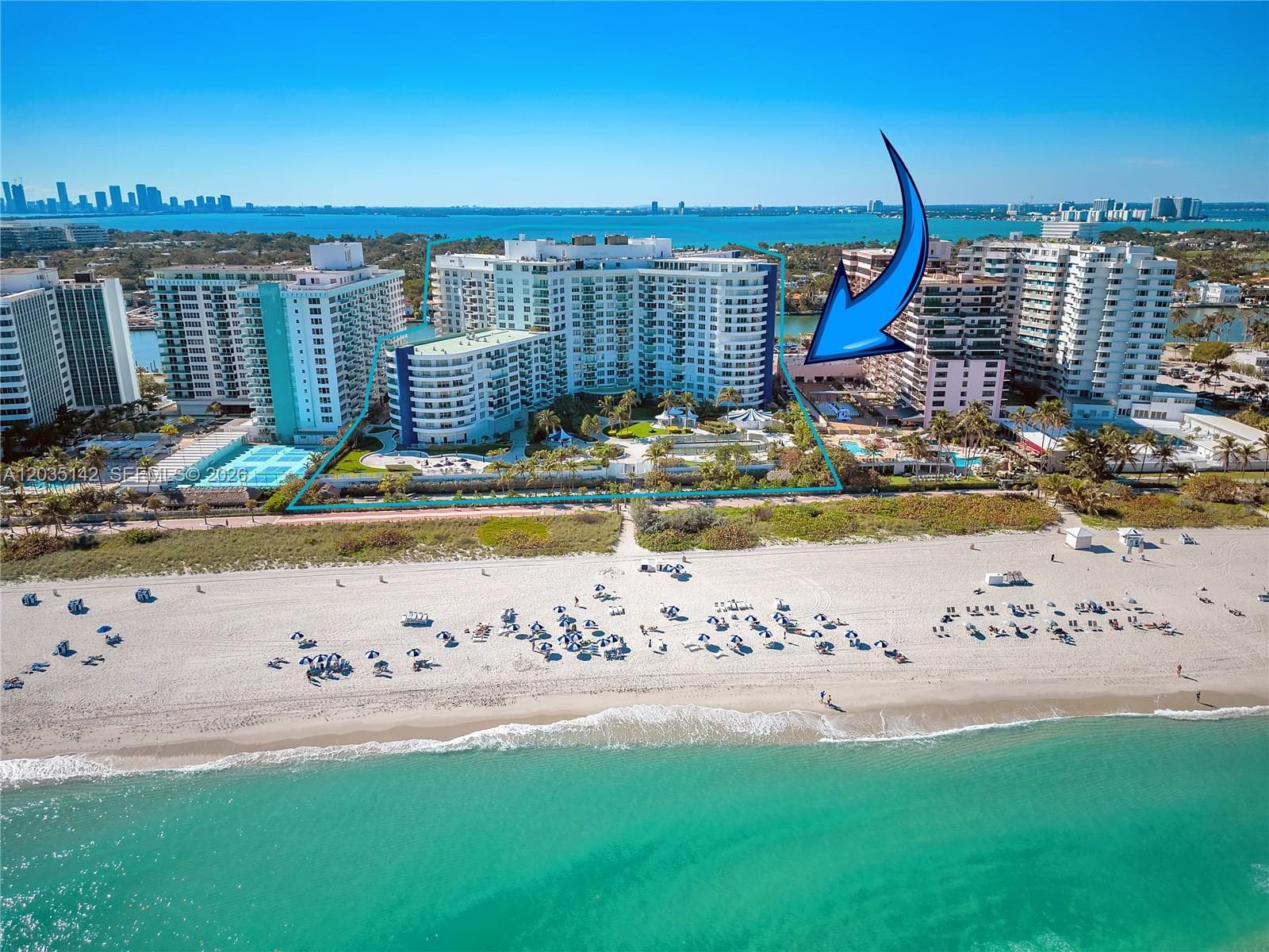 A12035142 — Miami Beach — 2