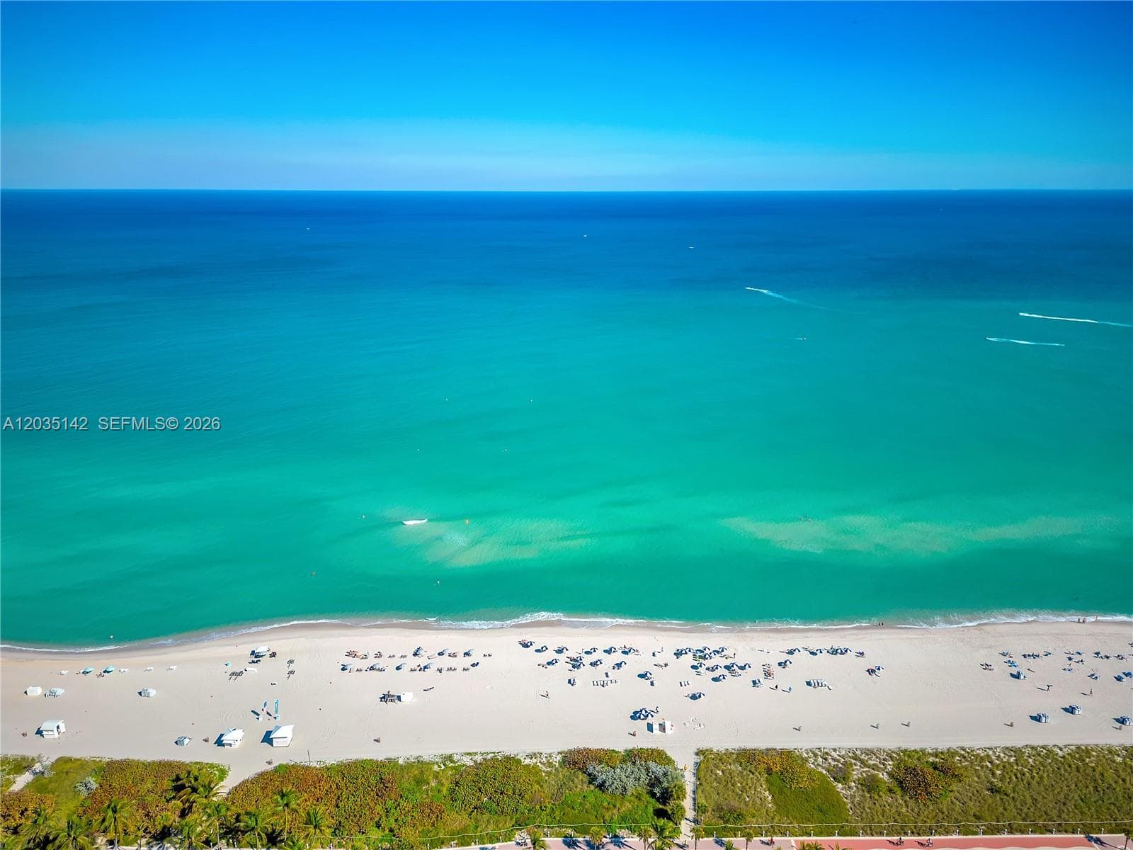 A12035142 — Miami Beach — 40