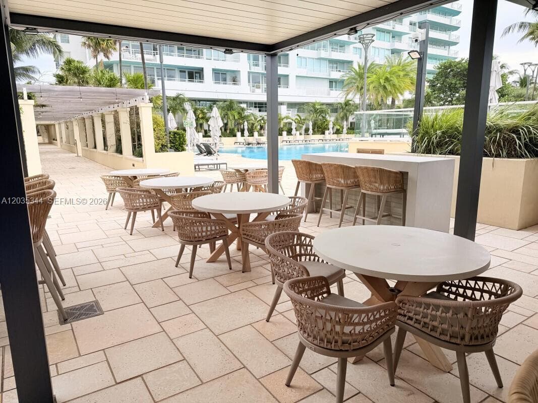 A12035344 — Miami Beach — 23