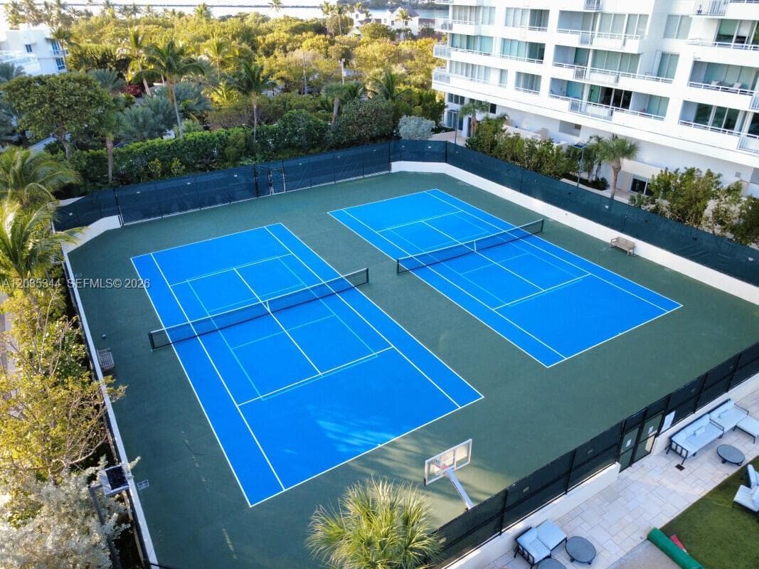 A12035344 — Miami Beach — 36