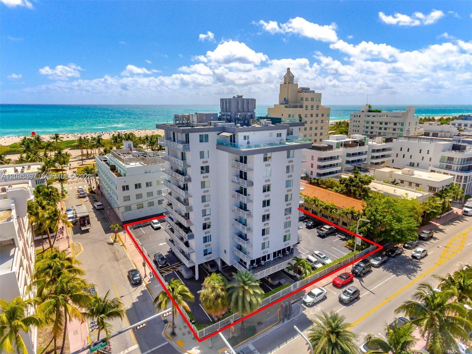 A12035397 — Miami Beach