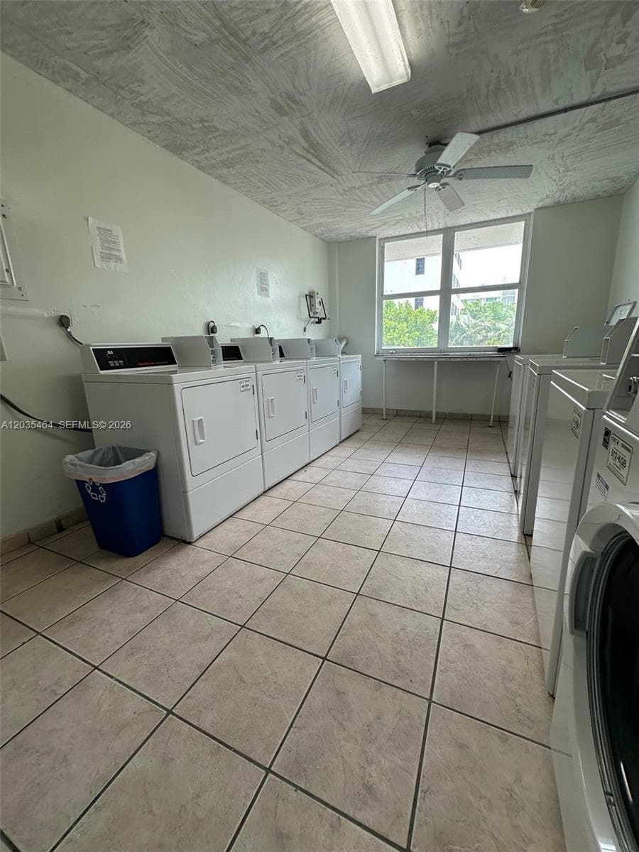 A12035464 — Miami Beach — 29