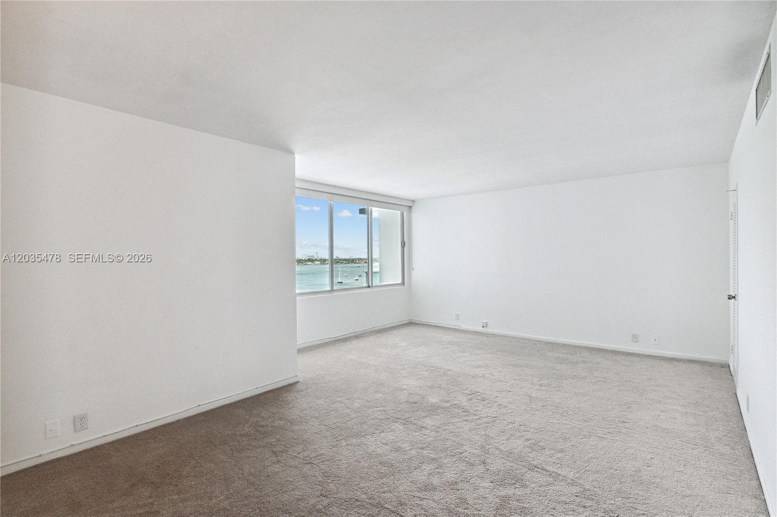 A12035478 — Miami Beach — 3