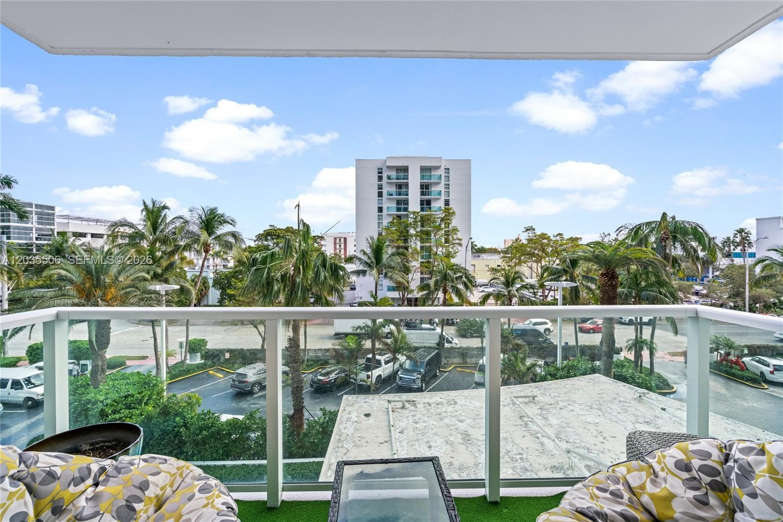 A12035506 — Miami Beach — 15