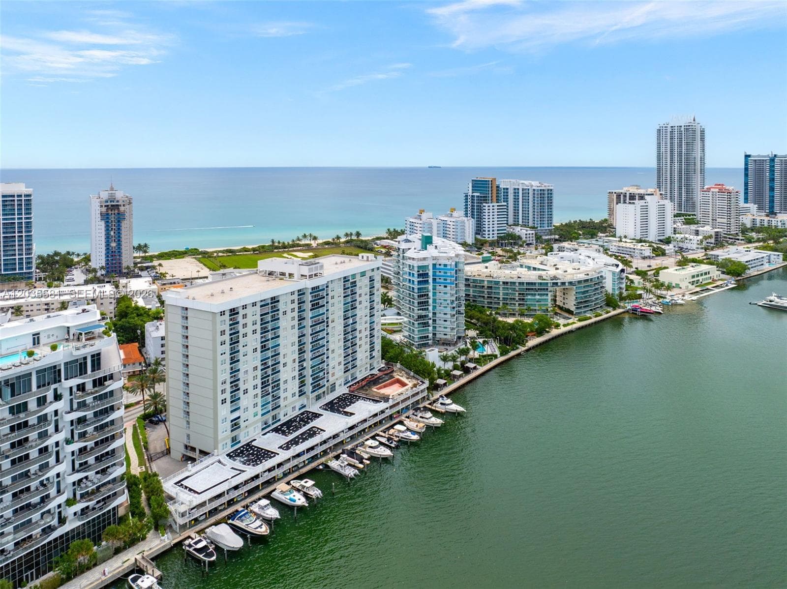A12035581 — Miami Beach — 42