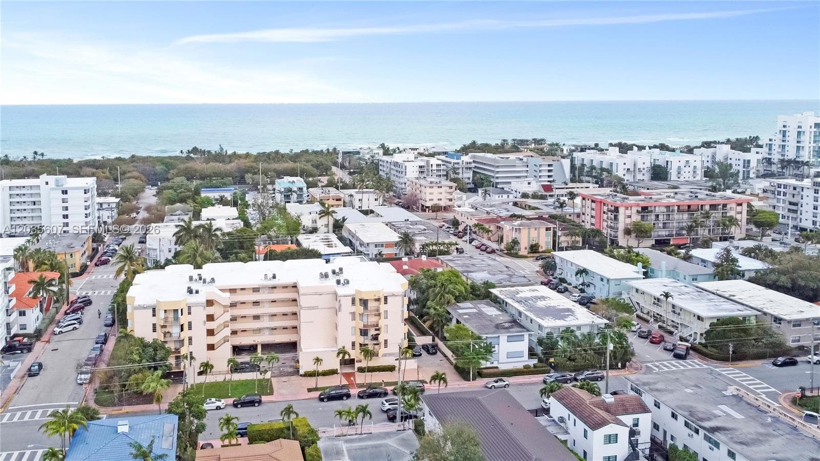 A12035607 — Miami Beach — 24