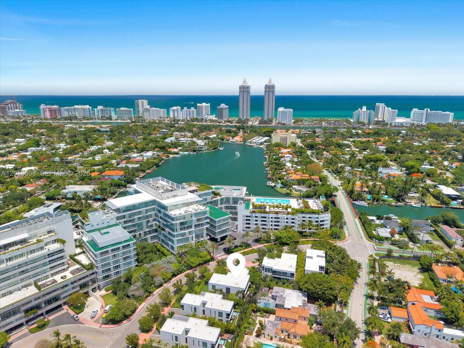 A12035698 — Miami Beach — 34