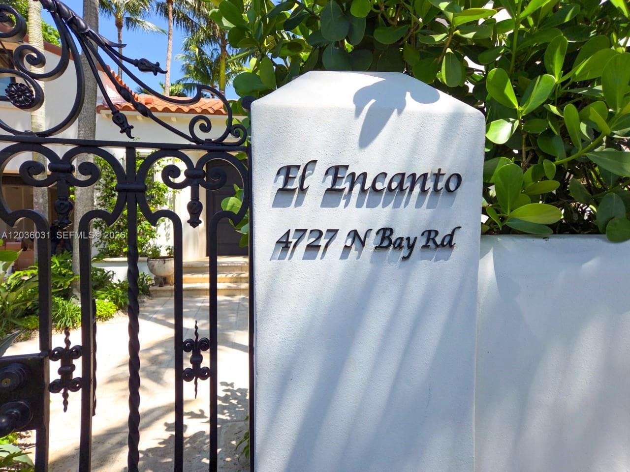 A12036031 — Miami Beach — 8