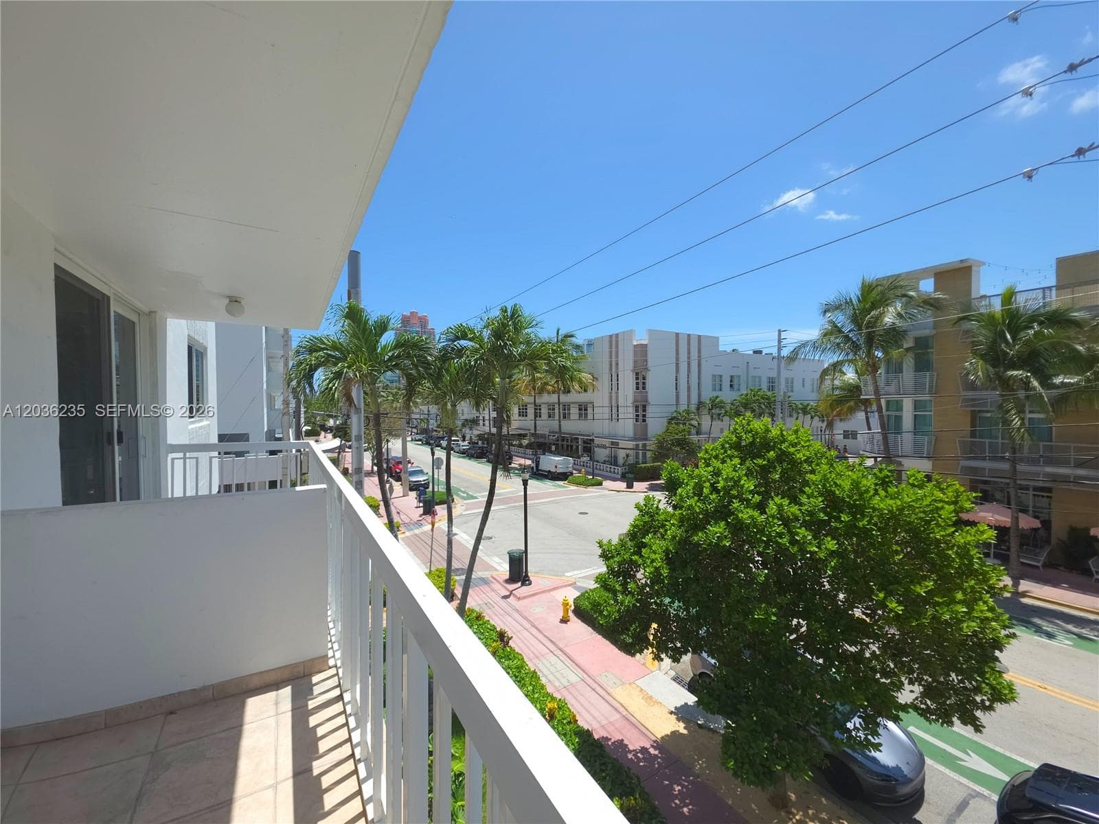 A12036235 — Miami Beach — 18