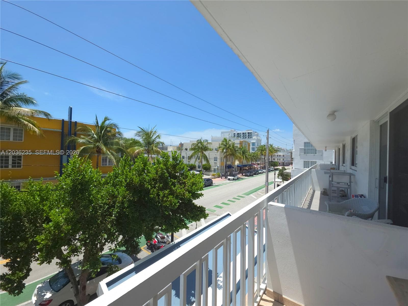 A12036235 — Miami Beach — 19