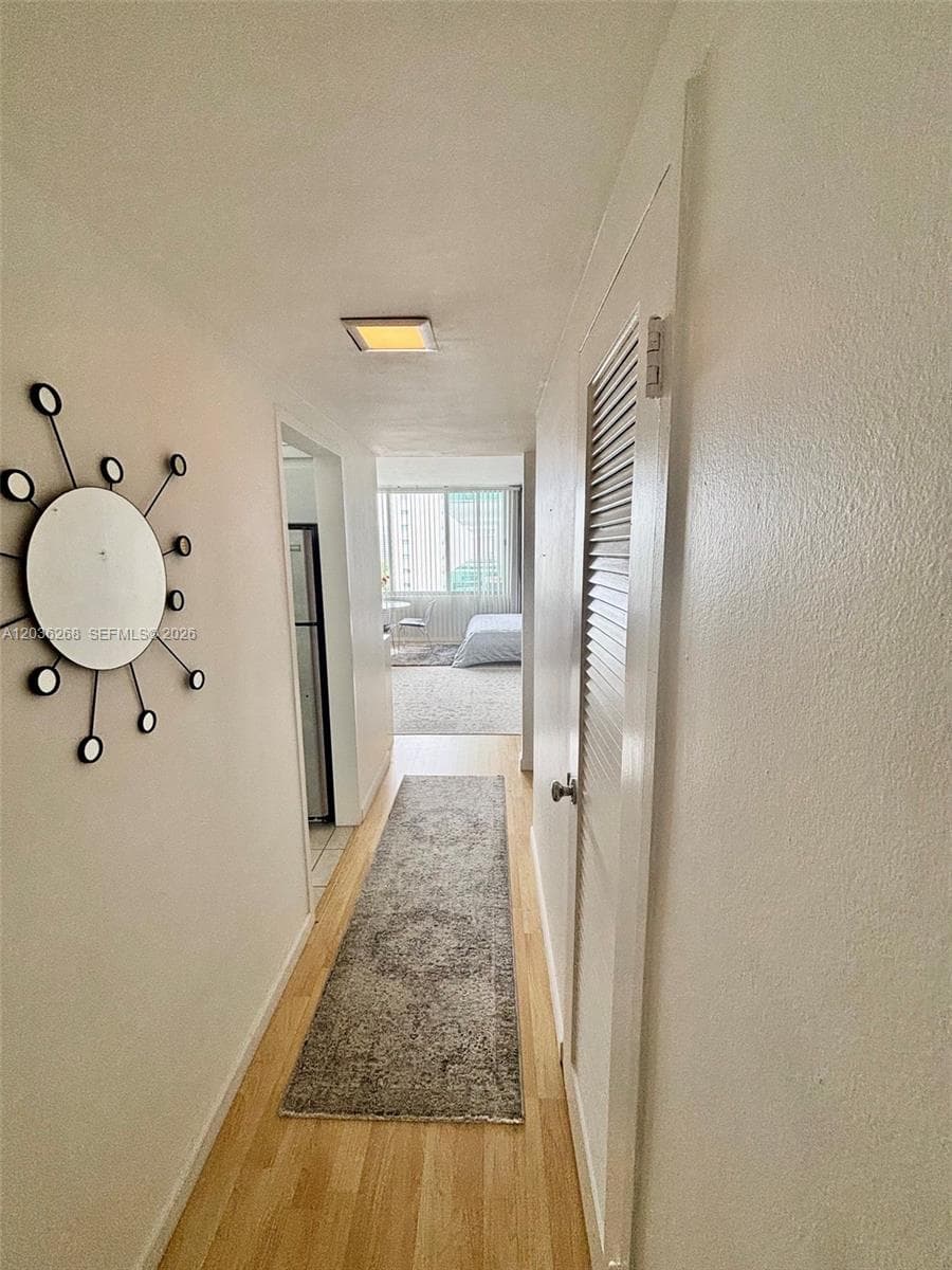 A12036268 — Miami Beach — 3
