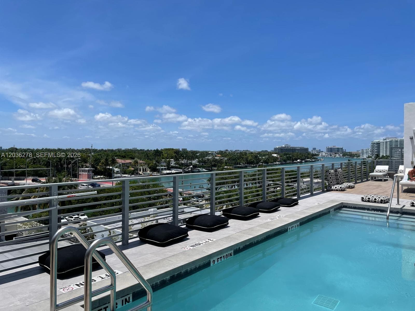 A12036278 — Miami Beach — 26